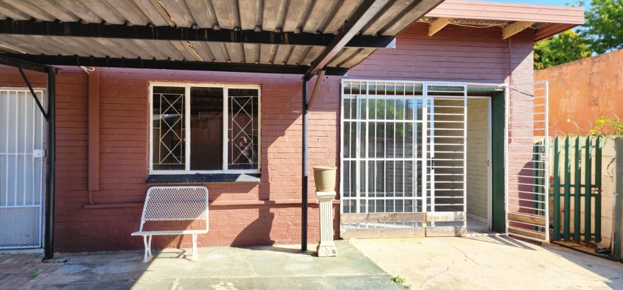 4 Bedroom Property for Sale in Elandia North West